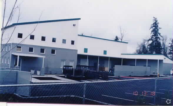 More Photos Of 5204 Solberg Dr SW, Lakewood Warehouse For Sale