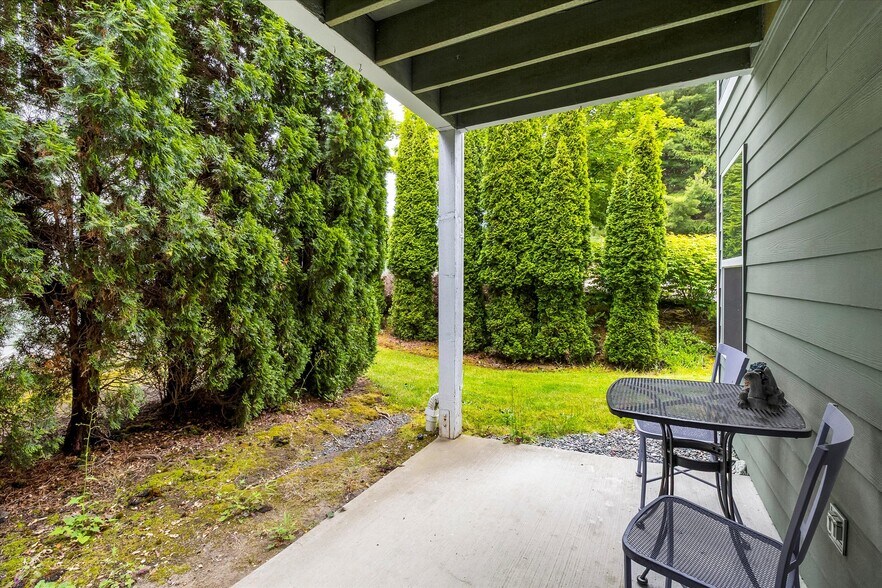 More Photos Of 344 E Bellis Fair Pky, Bellingham Apartments For Sale