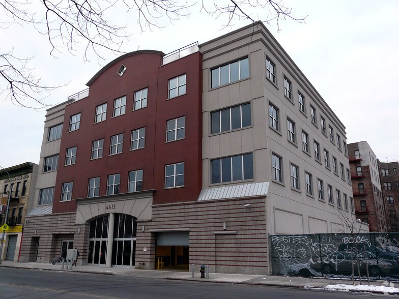 More Photos Of 4419-4425 3rd Ave, Bronx Office For Lease