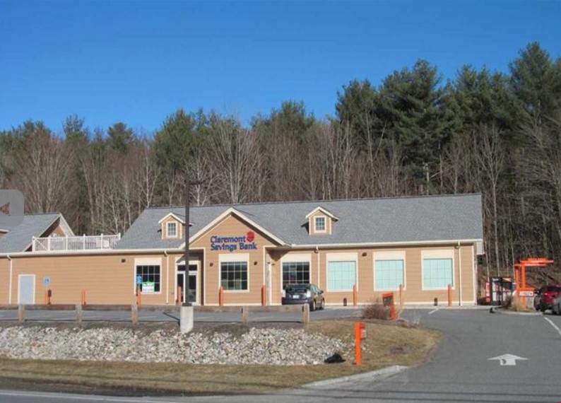 Primary Photo Of 148 Charlestown Rd, Claremont Storefront For Lease