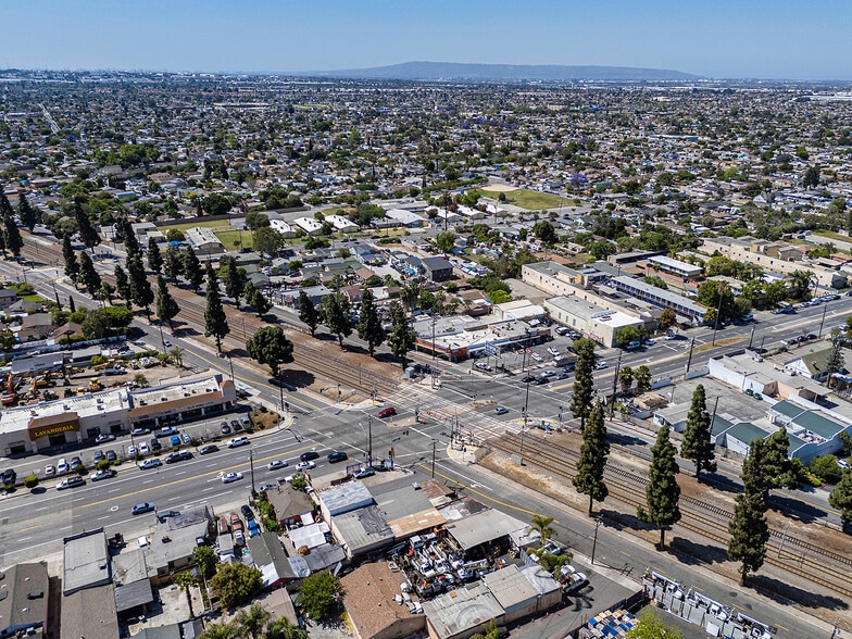More Photos Of 2303 E El Segundo Blvd, Compton Auto Repair For Sale