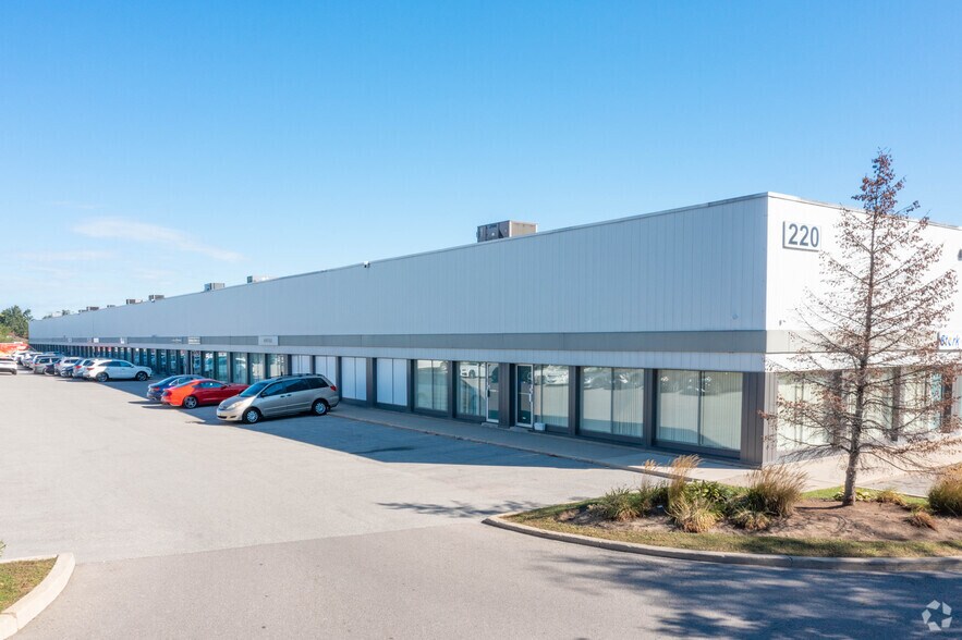 More Photos Of 220 Viceroy Rd, Vaughan Warehouse For Lease
