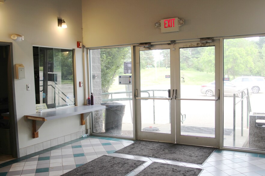 More Photos Of 5617 Portage St NW, North Canton Sports And Entertainment For Sale