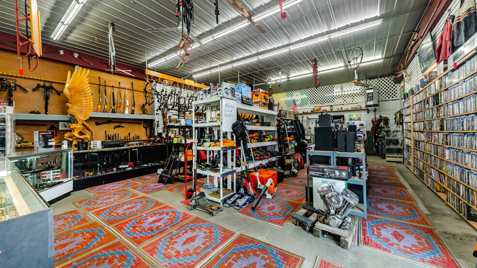 More Photos Of 5281 E Pickard St, Mount Pleasant Freestanding For Lease