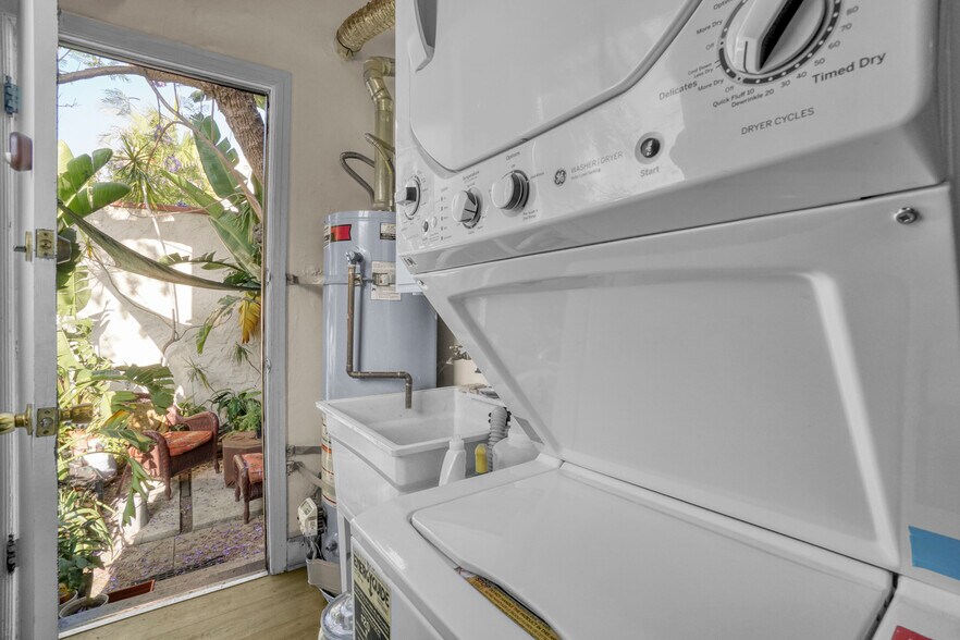 More Photos Of 2420 N Beachwood Dr, Los Angeles Multifamily For Sale