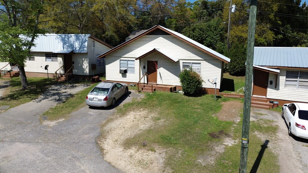 More Photos Of 406 Malibu Dr, Orangeburg Multifamily For Sale