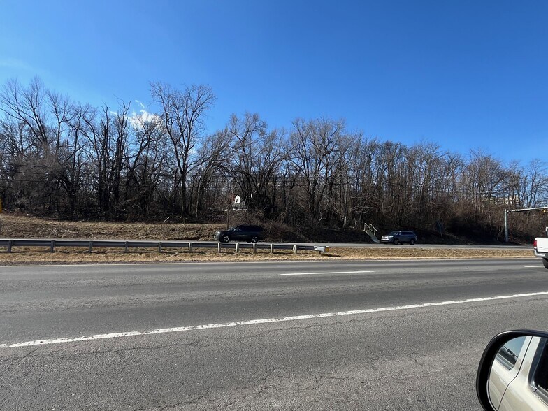 More Photos Of 1667 N Frederick Pike, Winchester Land For Sale