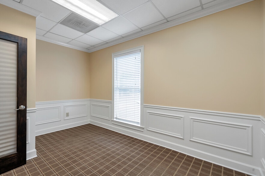 More Photos Of 7000 Peachtree Dunwoody Rd NE, Atlanta Office For Lease