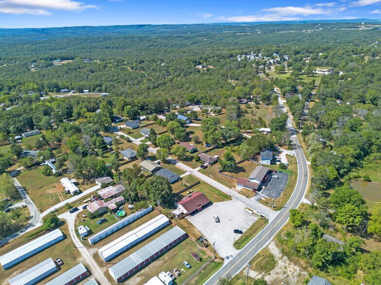 More Photos Of 7930 E State Highway 76, Kirbyville Specialty For Sale