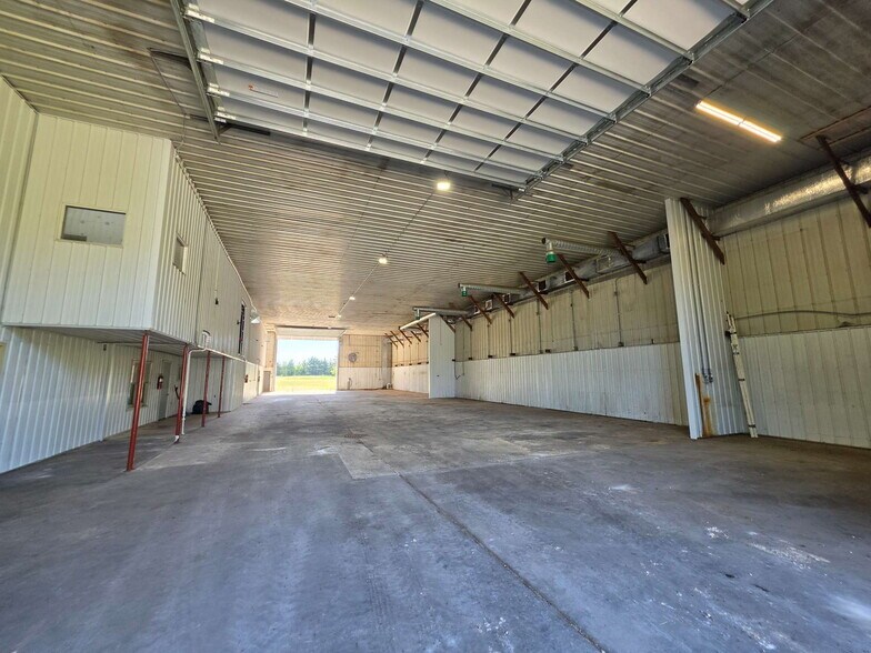 More Photos Of N12757 Rindahl Valley Rd, Osseo Warehouse For Lease