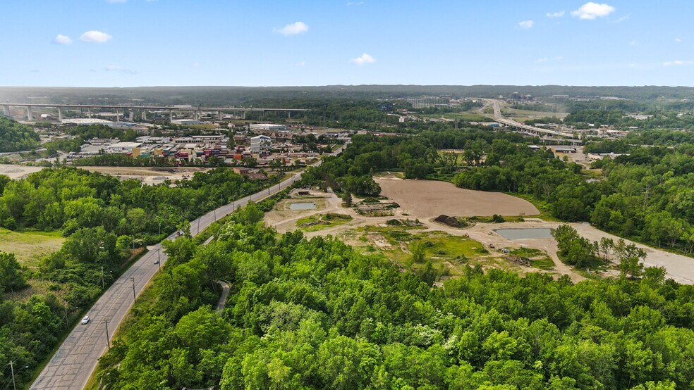 More Photos Of 5000 Warner Rd, Garfield Heights Land For Sale