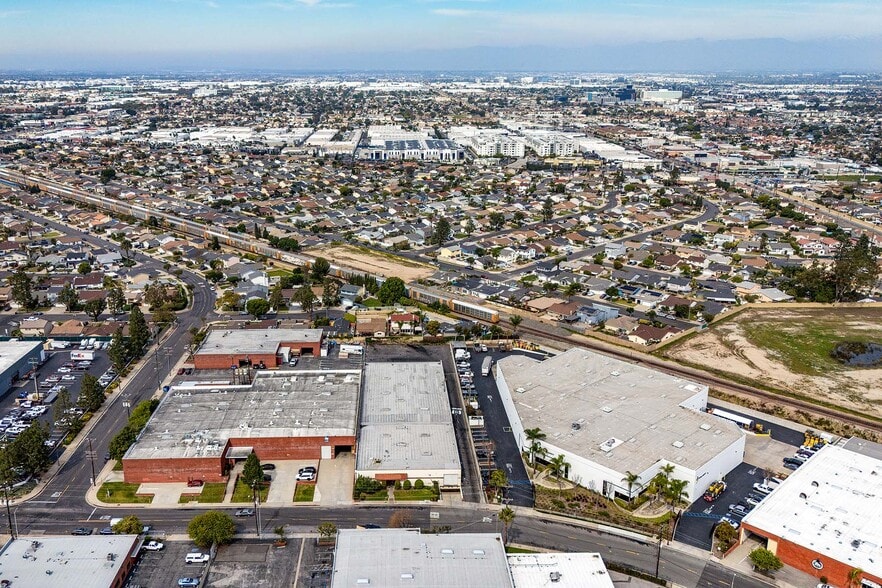 More Photos Of 1421 W 240th St, Harbor City Warehouse For Lease