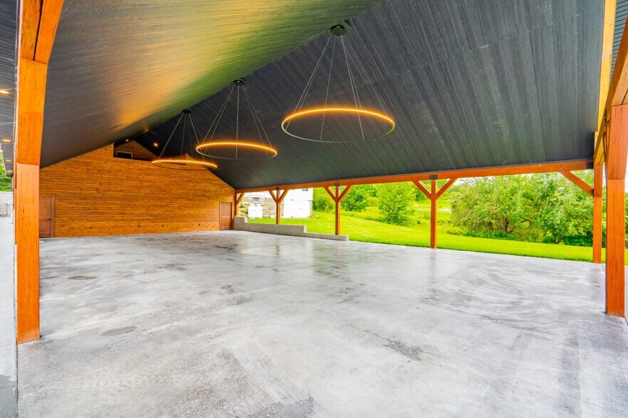 More Photos Of 439 Gore Rd, Otisfield Specialty For Sale