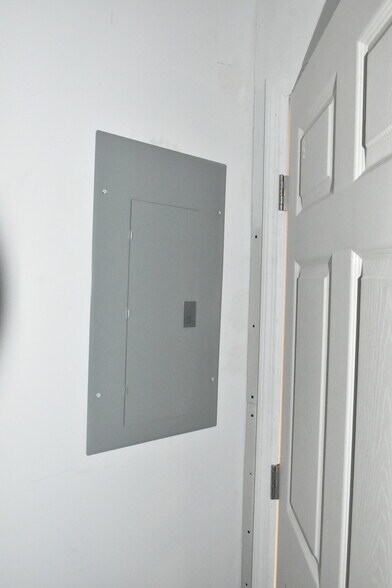 More Photos Of 1301 Beville Rd, Daytona Beach Medical For Sale