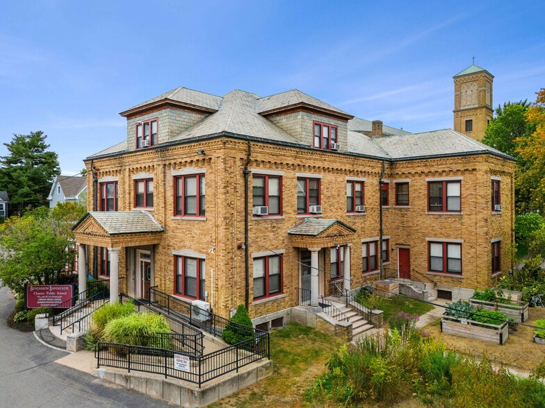 Primary Photo Of 35 Middlesex St, Cambridge Schools For Lease