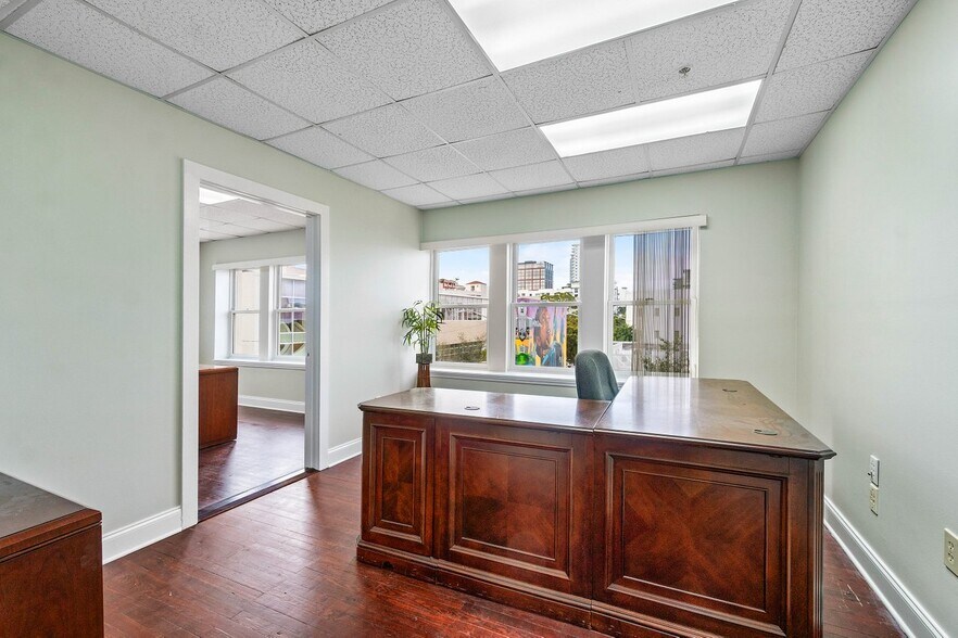 More Photos Of 120 S Olive Ave, West Palm Beach Office Residential For Sale