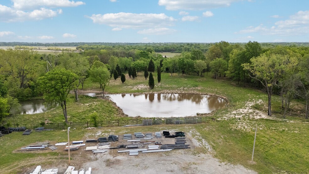 More Photos Of 4151 N Wood Dr, Okmulgee Service For Sale