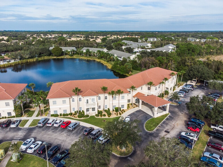 More Photos Of 842 Sunset Lake Blvd, Venice Medical For Sale