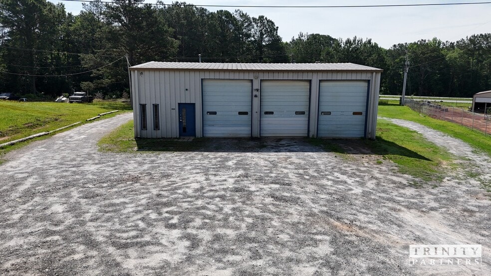 More Photos Of 747 & 749 Black Snake Rd, Easley Flex For Sale