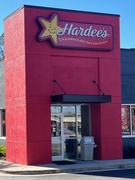 More Photos Of 4360 Washington Rd, Evans Fast Food For Lease