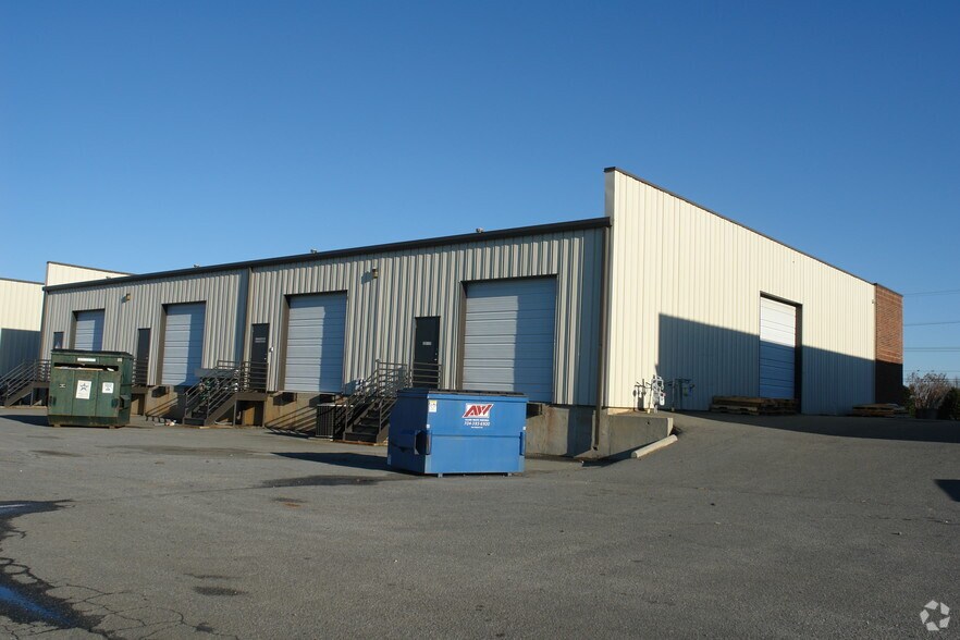More Photos Of 535 NW Pitts School Rd, Concord Warehouse For Lease