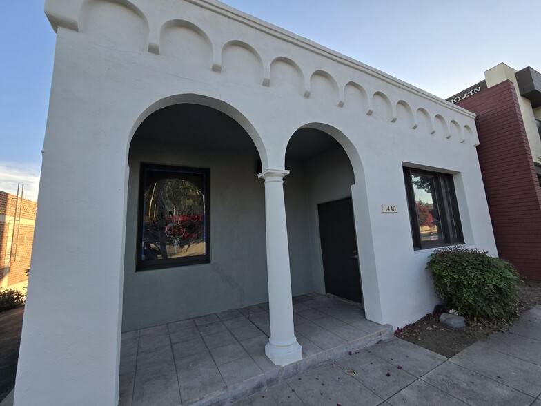 Primary Photo Of 1440 Colorado Blvd, Pasadena Freestanding For Lease