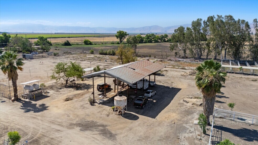 More Photos Of 8661 Herring Rd, Bakersfield Land For Sale