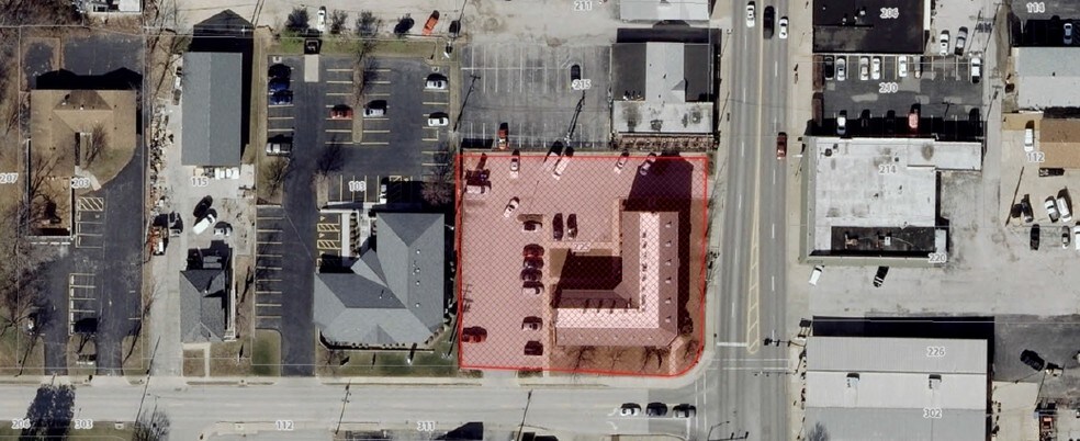 More Photos Of 225 S Main St, O'Fallon Office For Lease