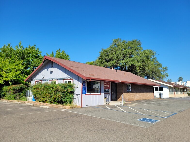 More Photos Of 1055 Grass Valley Hwy, Auburn Medical For Lease