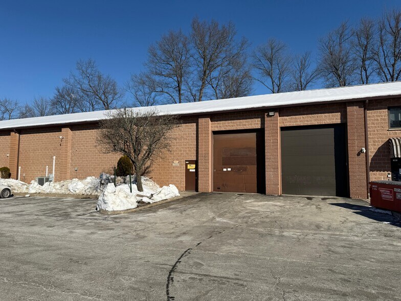 More Photos Of 351 Spook Rock Rd, Suffern Warehouse For Lease