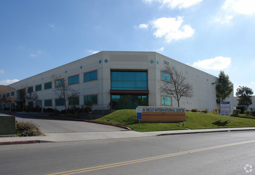 More Photos Of 2323 Avenida Costa Este, San Diego Warehouse For Lease