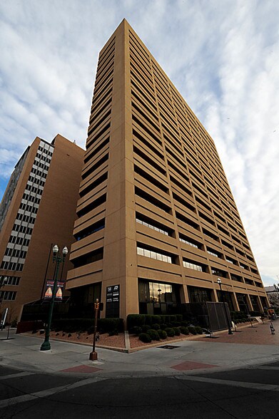 More Photos Of 100 N Stanton St, El Paso Office For Lease