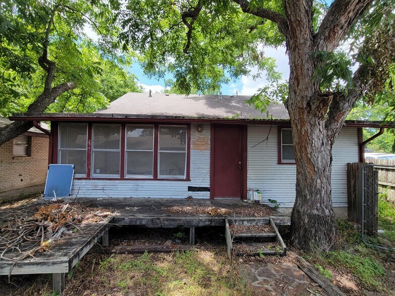 More Photos Of 4625 Depew Ave, Austin Apartments For Sale