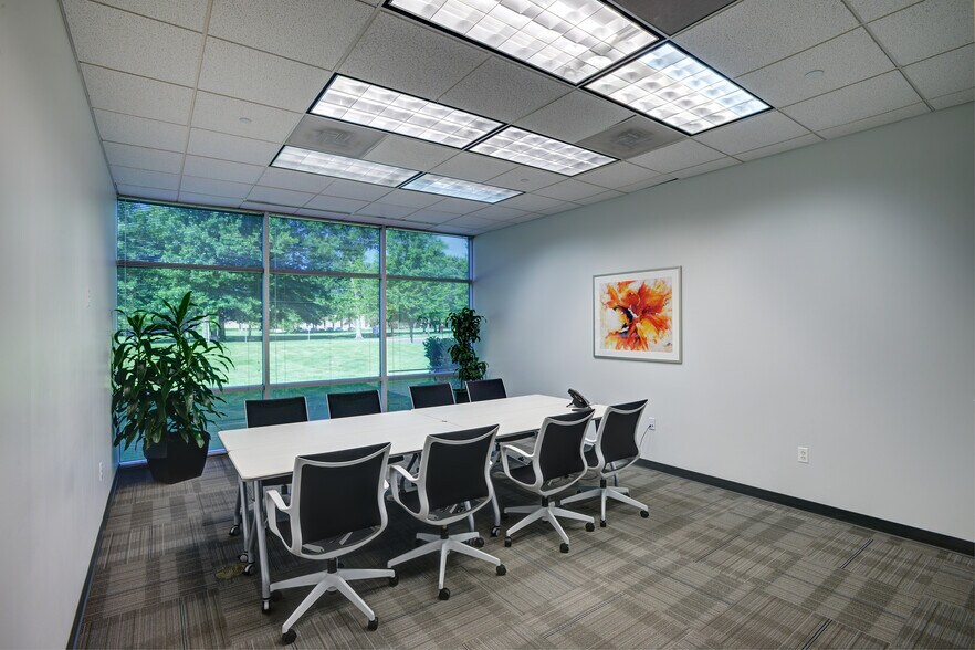 More Photos Of 700 Alexander Park, Princeton Office For Lease