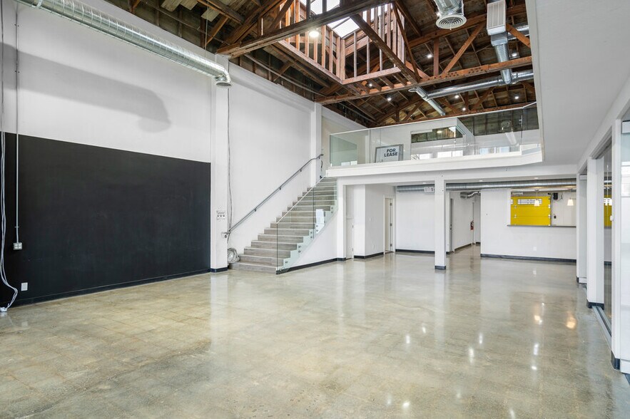 More Photos Of 1802-1808 El Camino Real, Redwood City General Retail For Lease