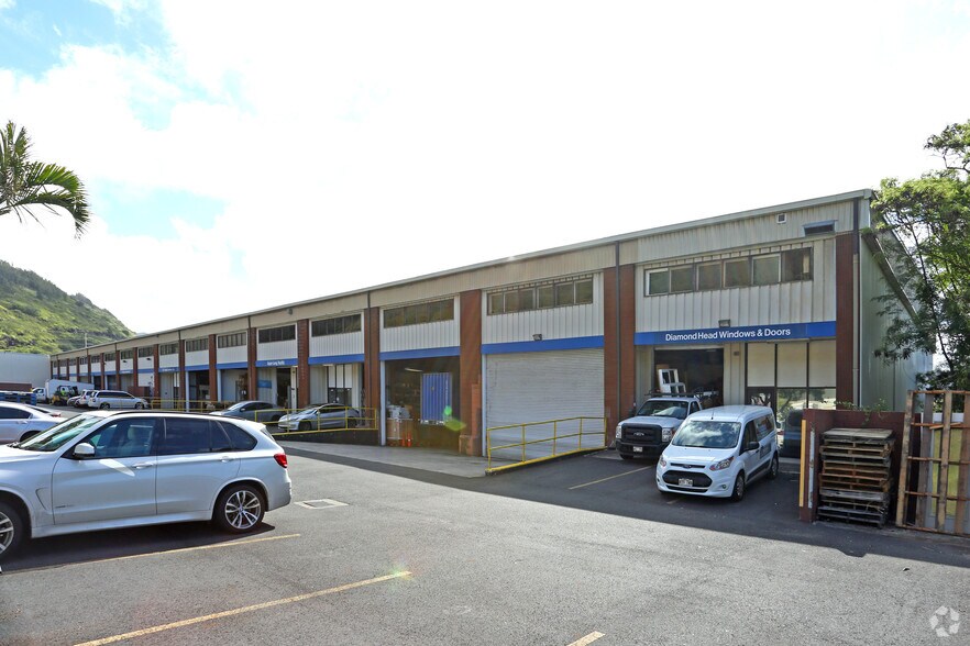 Primary Photo Of 99-1093 Iwaena St, Aiea Warehouse For Lease