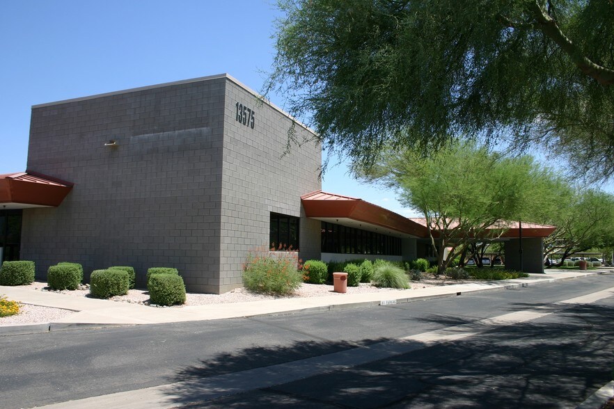 More Photos Of 13575 W Indian School Rd, Litchfield Park Medical For Sale