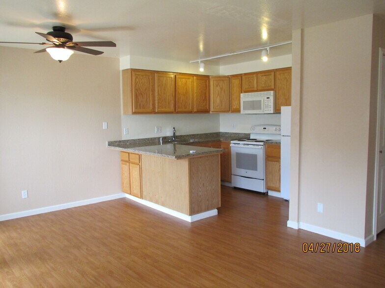 More Photos Of 266 S Yolo St, Willows Apartments For Sale