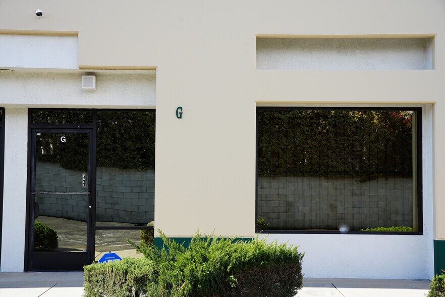 More Photos Of 11940 Goldring Rd, Arcadia Warehouse For Sale