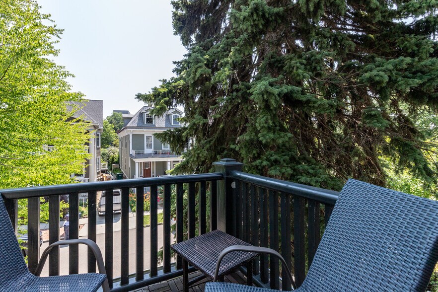 More Photos Of 158 Park St, Buffalo Apartments For Sale