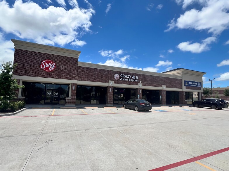 Primary Photo Of 1111 Katy Fort Bend Rd, Katy Freestanding For Lease