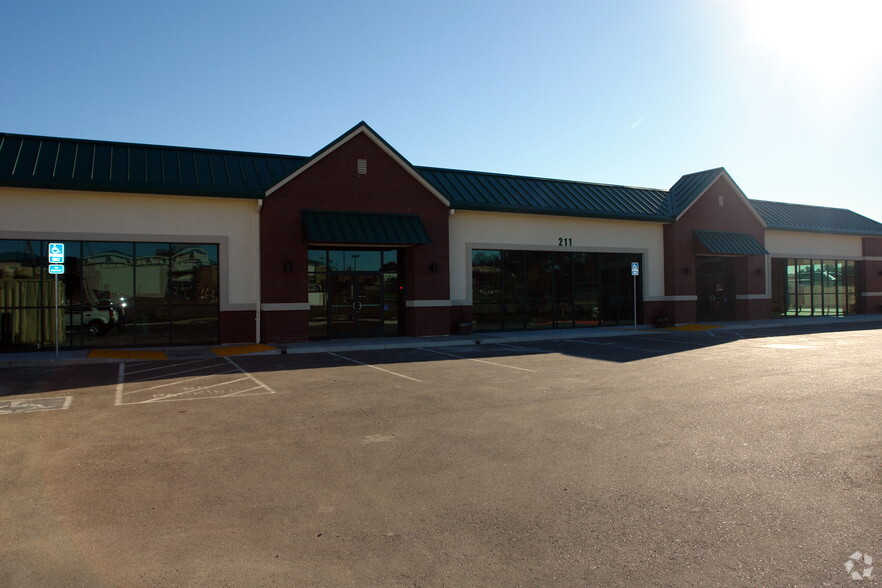 Primary Photo Of 211 Peabody Rd, Vacaville General Retail For Lease