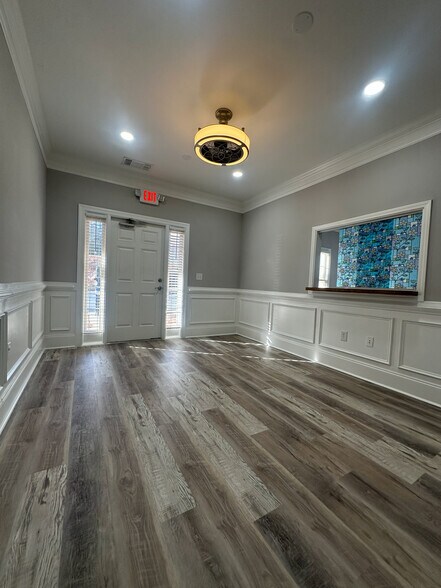 More Photos Of 4319 S Lee St, Buford Office For Lease