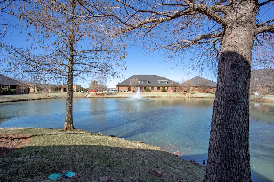More Photos Of 9433 N Kelley Ave, Oklahoma City Office For Sale