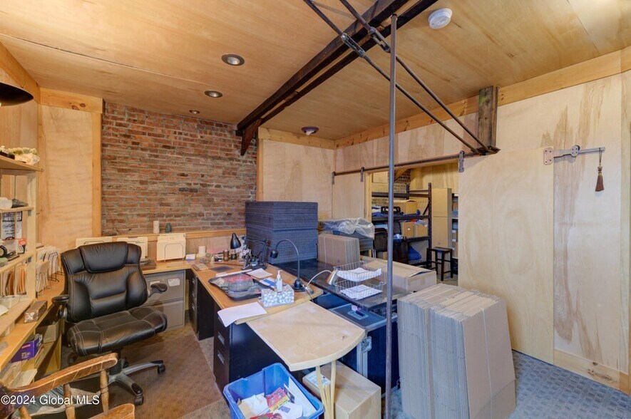 More Photos Of 36 River St, Troy Warehouse For Sale