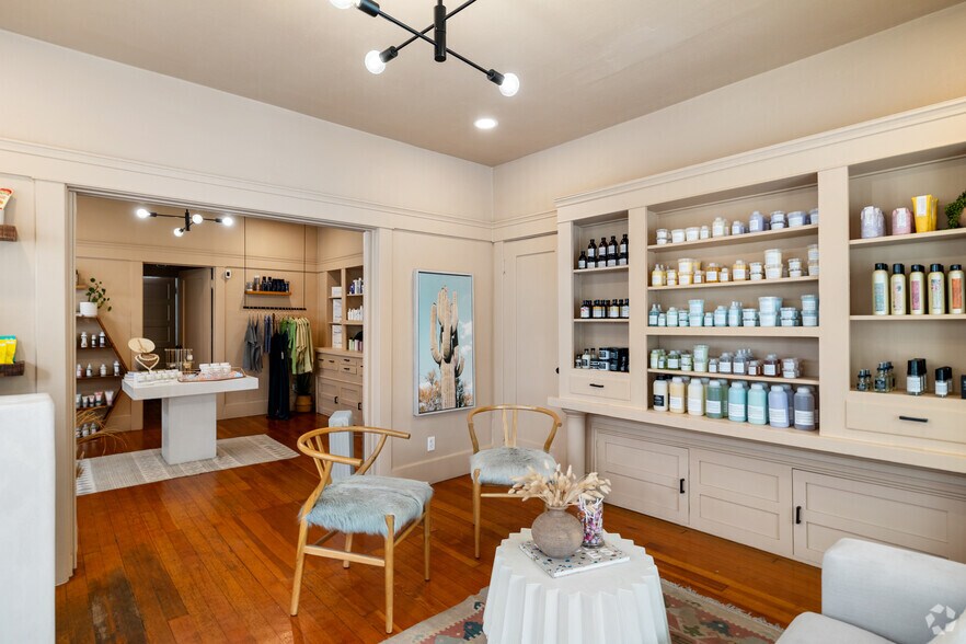 More Photos Of 145-147 Bay St, Santa Monica Loft Creative Space For Lease