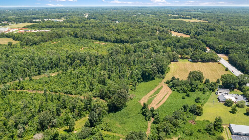 More Photos Of 23425 US Highway 76, Clinton Land For Sale