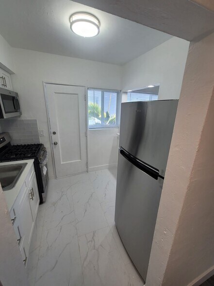 More Photos Of 7435 Byron Ave, Miami Beach Apartments For Sale