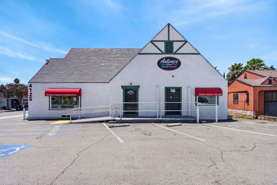 Primary Photo Of 4125 Sunnyside Dr, Riverside Restaurant For Lease