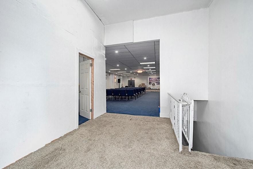 More Photos Of 3243 Ampere Ave, Bronx Lodge Meeting Hall For Sale